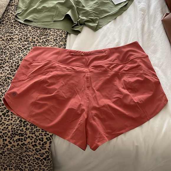Athleta Run With it 3.5” Shorts Set/2 - Picture 6 of 11